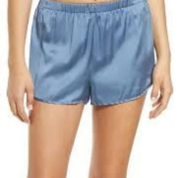 SKIMS ARCTIC BLUE SILK SLEEP TAP SHORTS | SIZE 2X | MSRP $78 | NWT - Picture 1 of 1